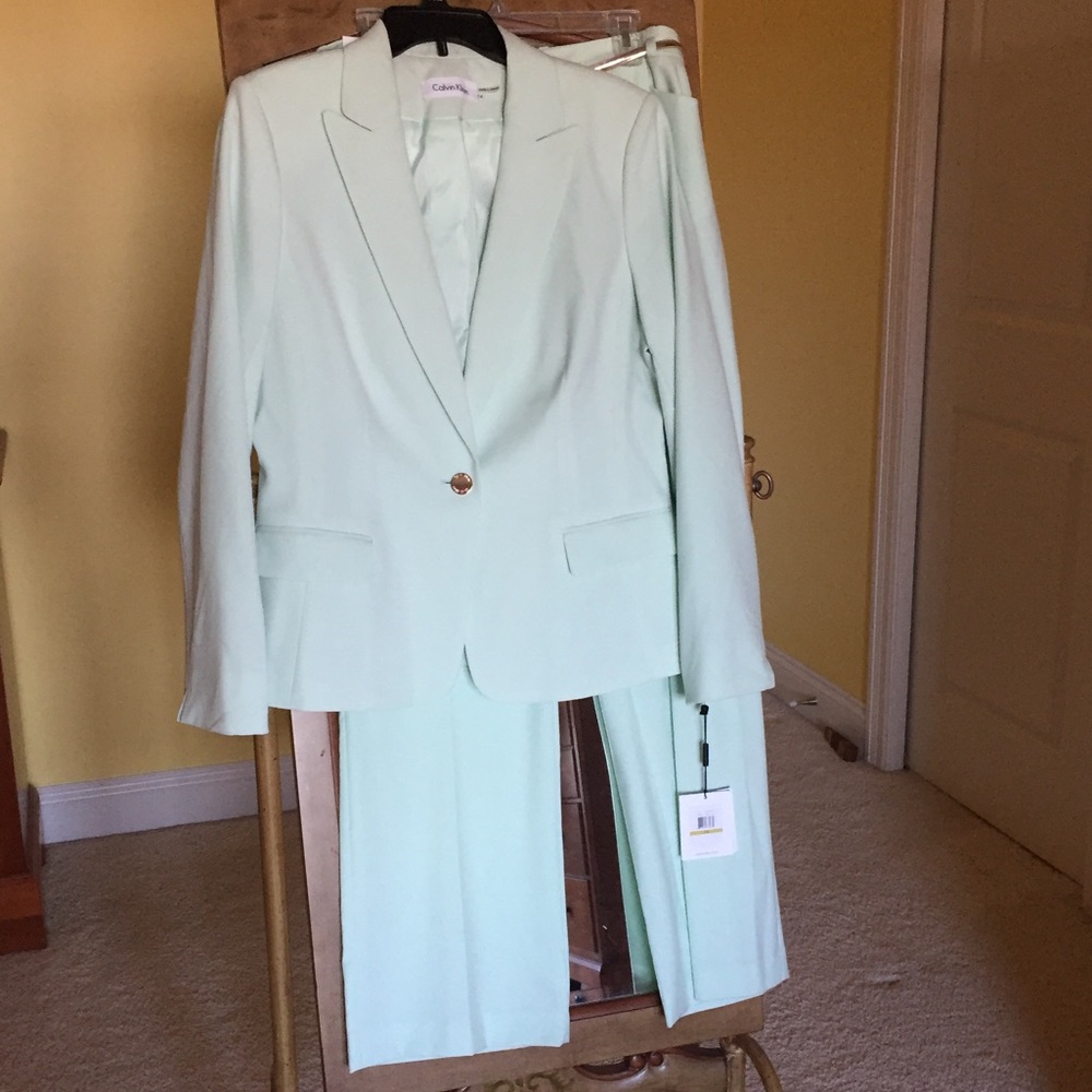 NEW Calvin Klein Suit